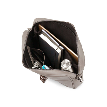 Buy La Mallette Contrast  in Gris for $100.00 in Canada - Image 4