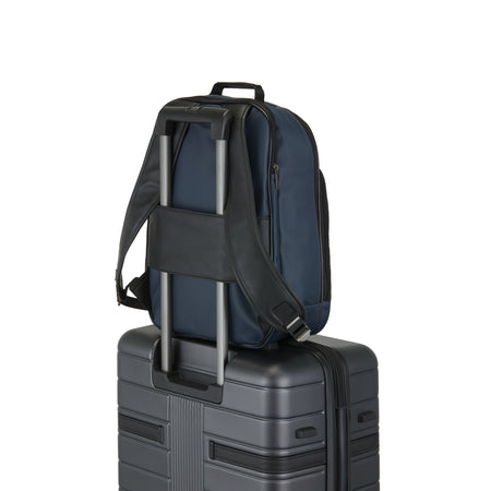 Buy Gin & Twill Backpack in Navy for $130.00 in Canada - Image 14