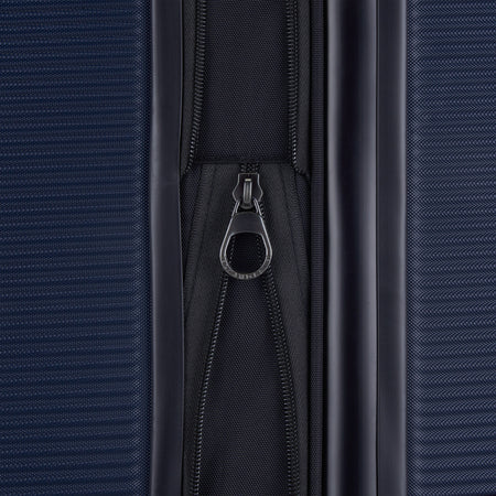 Buy Valise Moyenne Wellington in Blue Marin for $89.99 in Canada - Image 24
