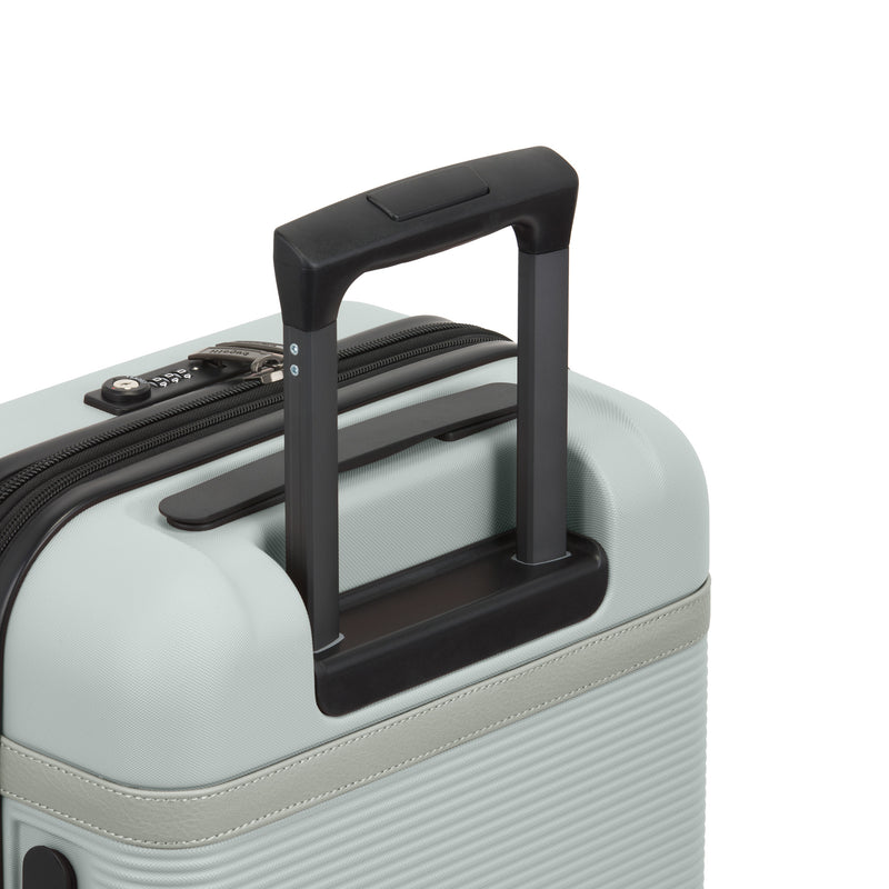 Wellington Check-In Medium