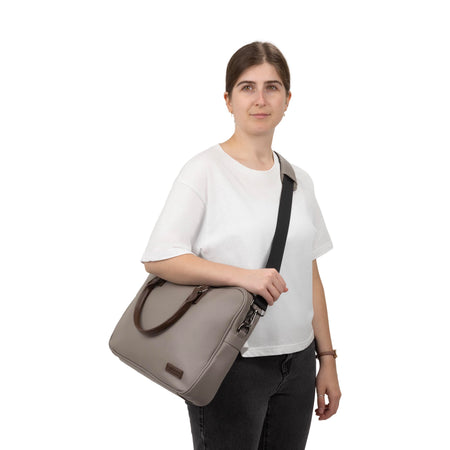 Buy La Mallette Contrast  in Gris for $100.00 in Canada - Image 9