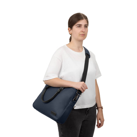 Buy La Mallette Contrast  in Marine for $100.00 in Canada - Image 29