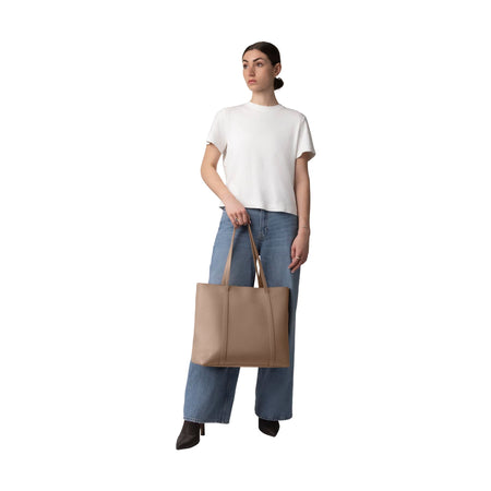 Buy Pure Sac Fourre-Tout in Taupe for $100.00 in Canada - Image 9